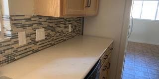 Spacious house with hardwood, handicap ramps, pet friendly, large garden with fruit trees Spacious house with hardwood, handicap ramps, pet friendly, large garden with fruit trees Gallery 5