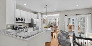 5011 WAPLE Lane Gallery 13