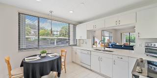 811 Oak Harbour Drive Gallery 5