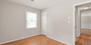 4 Bedroom Ranch w/ Fenced Yard Gallery 20