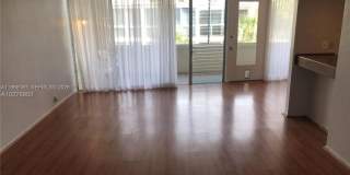 10210 Collins Ave Gallery 8