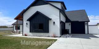2522 Hunter Hall St. Gallery 1