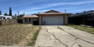 Charming 3 Bedroom, 2 Bathroom Home in Sacramento Charming 3 Bedroom, 2 Bathroom Home in Sacramento Gallery 1