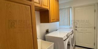 $750 MOVE-IN SPECIAL DISCOUNT AVAILABLE! Luxury Living Awaits: Stunning 4-Bedroom Cul-de-Sac Retreat with Pool & Spa in Hemet! Gallery 43
