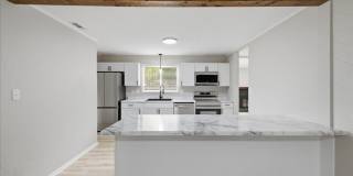 3001 S Broadway St $1,725.00/mo. Gallery 5