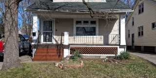 Charming 3BR House in Cleveland Gallery 3