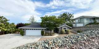 Charming 3 Bedroom Home with Fruit Trees and Outdoor Oasis Gallery 1