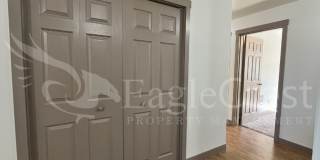 Two Bedroom, One and a Half Bathroom Unit Gallery 27