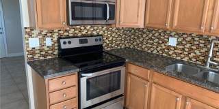 206 SW 1st Street Gallery 5