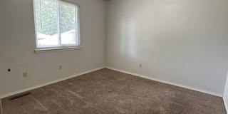 1106-1108 S. Joplin Gallery 25