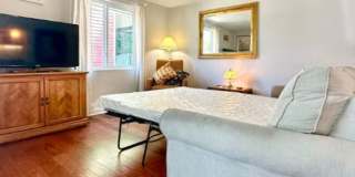 10548 Lake Drive #B Gallery 10