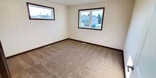 3 Bed 2.5 Bath Townhome! Gallery 18