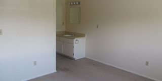 2200 Canyon Gallery 17