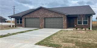 Nice Newer Duplexes Near XNA and Bentonville Gallery 2