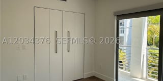 2025 Meridian Ave Gallery 22