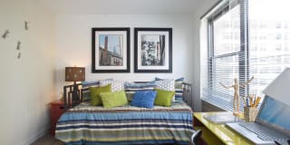 Algonquin Apartments Gallery 37