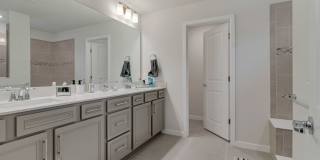AVAILABLE 06/01 Welcome to your dream  home!  5bed/5bath Gallery 22