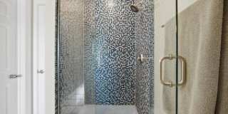 261 S Limestone Gallery 20