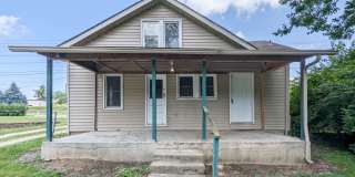 PRELEASING for AUGUST! Close to Campus; In-Unit Washer and Dryer Gallery 30