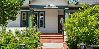 Fully Updated 1912 Audubon Charmer - 5BR/3BA with Hardwoods, Chef's Kitchen & Finished Basement! Gallery 40