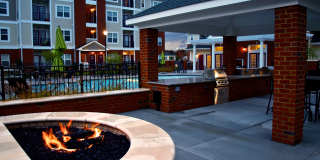 A2X | 1 Bed 1.5 Bath | 1079 sf | $1710 - $1965 | 6 to 15 month lease terms Gallery 35