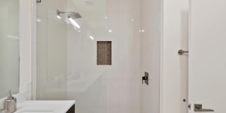 205 The Riv Gallery 27