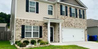 4 bed / 2.5 bath + bonus room & fenced in yard available Gallery 1