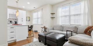 273 ROSLYN CT Gallery 18