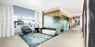 Modern on M Gallery 32