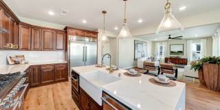 137 N Un St Gallery 27