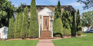 402 Ryders Lane Gallery 1
