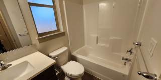 Newer 3 Bed/2 Bath Construction on Bend's Eastside - Cessna Drive Gallery 13