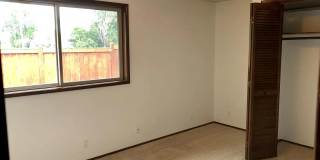 2-Bedroom 1-Bathroom Duplex off Gilham Gallery 13