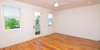 411 McAdoo Ave. Gallery 23