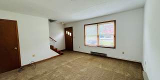 2 Bedroom 1 Bath Townhouse Gallery 5