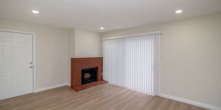 Newly Remodeled 2 Bed / 2 Bath  Upstairs Condo In Colton! Gallery 8