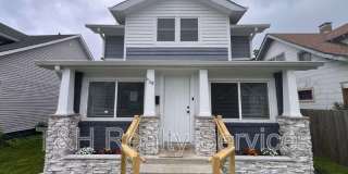 608 North Gray Street Gallery 1