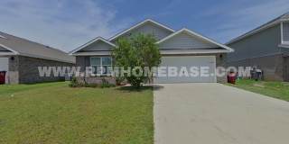 Spacious 4-Bedroom Home with Covered Porch in Redstone Commons, Crestview Gallery 1