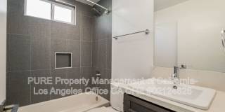 1340 N Kenmore Ave Gallery 19