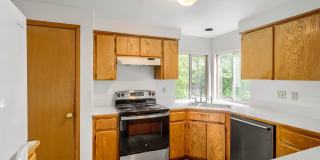 3BR/2.5BA Two-Story Home in Bethany/NW Portland — Expansive Backyard Deck, Fully Fenced Yard & 2-Car Garage Gallery 12