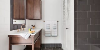 The Ludlow Apartments Gallery 16