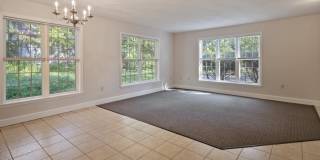 820 Hanshaw Road Gallery 1