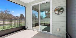 Beautiful 4 Bedroom 2.5 Baths Homes Gallery 36