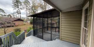 Beautiful 3 Bedroom 2.5 Bath Home in New Wood Valley Gallery 56