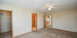 Spacious 2-Bedroom Townhome with Attached Garage in Brandon! Spacious 2-Bedroom Townhome with Attached Garage in Brandon! Gallery 21