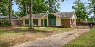 Updated 3 Bedroom in Theodore Gallery 1