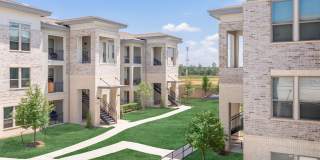 The Reserve at City Place Gallery 15