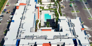 The Centro Gallery 73