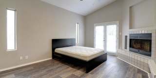 6 bed 5 bath home near ASU Gallery 6