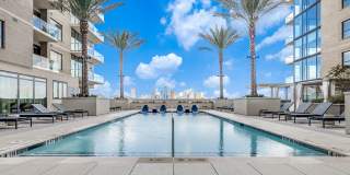 1010 Waugh Apartments Gallery 18